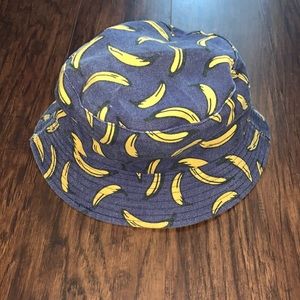 Banana bucket hat
